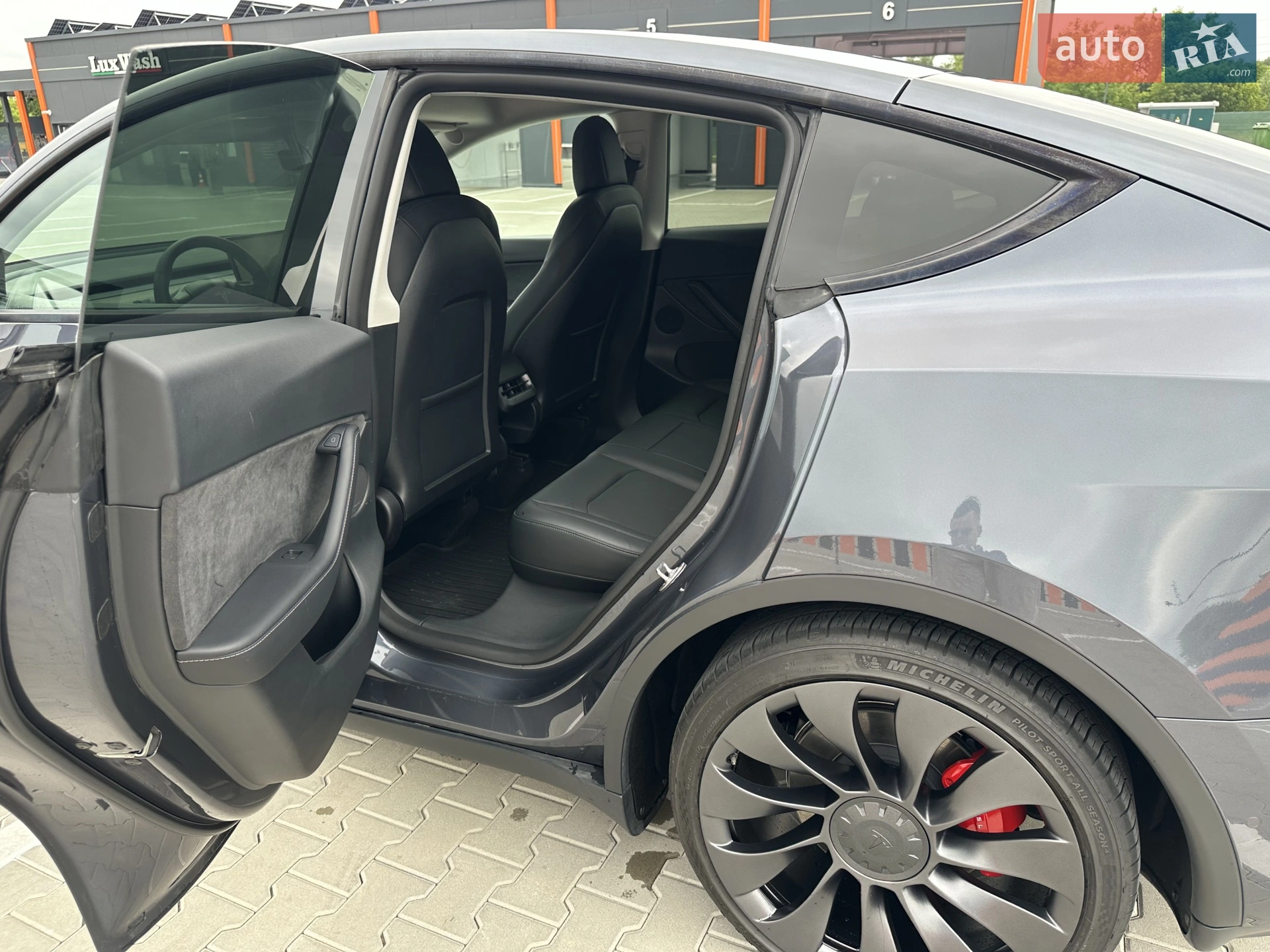 2022 Tesla Model Y - мініатюра 16