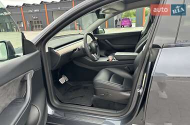 Позашляховик / Кросовер Tesla Model Y 2022 в 