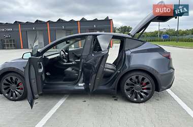 Позашляховик / Кросовер Tesla Model Y 2022 в 