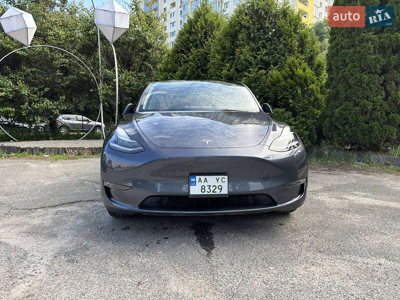 Позашляховик / Кросовер Tesla Model Y 2022 в Києві