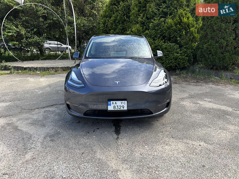 Позашляховик / Кросовер Tesla Model Y 2022 в Києві