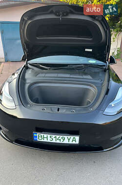 Внедорожник / Кроссовер Tesla Model Y 2022 в 