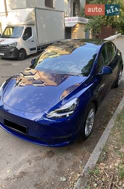 Позашляховик / Кросовер Tesla Model Y 2021 в 