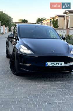 Позашляховик / Кросовер Tesla Model Y 2022 в 