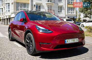Внедорожник / Кроссовер Tesla Model Y 2024 в 