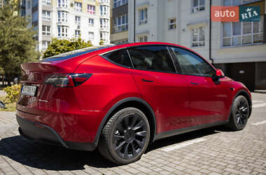 Внедорожник / Кроссовер Tesla Model Y 2024 в 