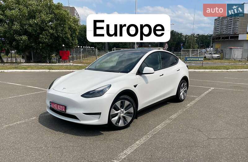 Позашляховик / Кросовер Tesla Model Y 2022 в 