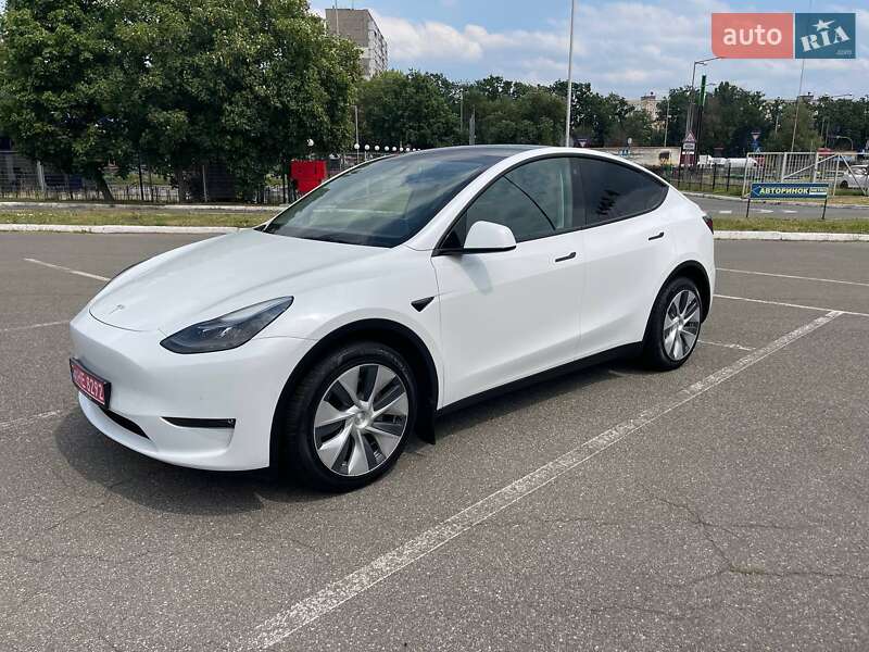 Позашляховик / Кросовер Tesla Model Y 2022 в Києві