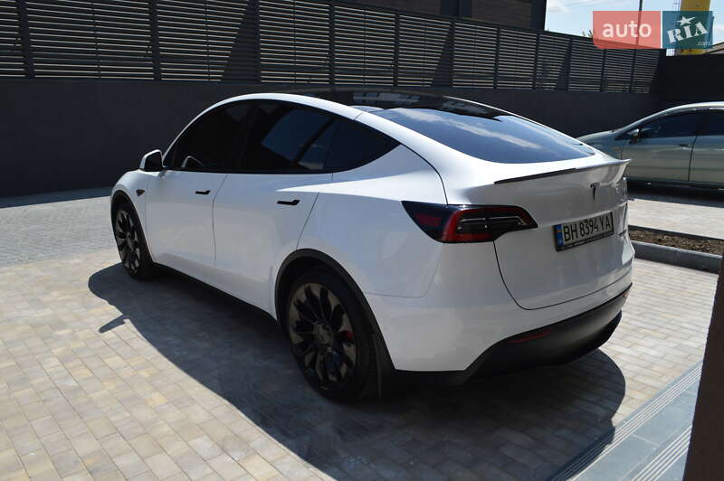 Позашляховик / Кросовер Tesla Model Y 2021 в Одесі