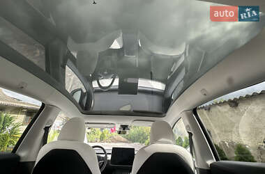 Позашляховик / Кросовер Tesla Model Y 2022 в 