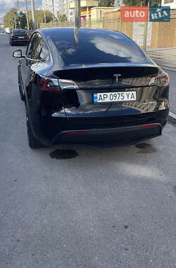 Внедорожник / Кроссовер Tesla Model Y 2023 в 