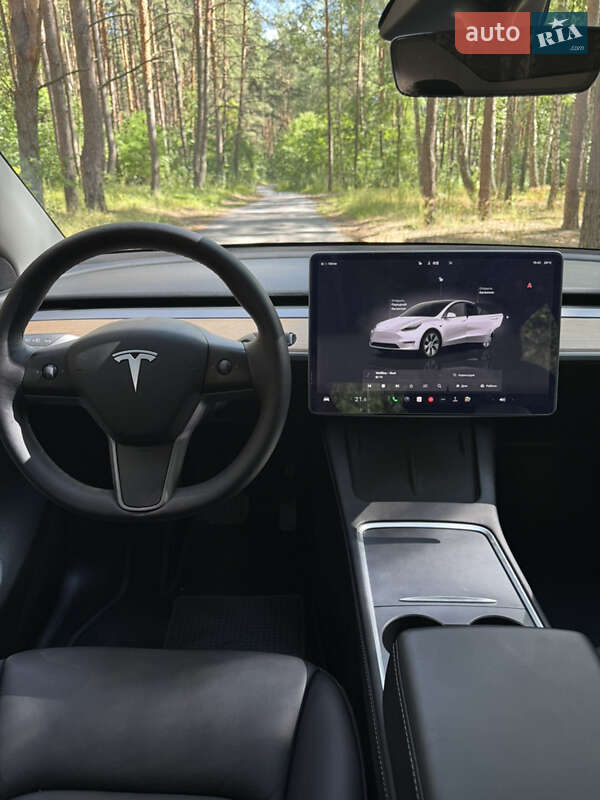 Внедорожник / Кроссовер Tesla Model Y 2022 в Ирпене