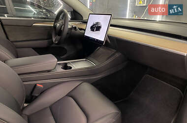Позашляховик / Кросовер Tesla Model Y 2023 в 
