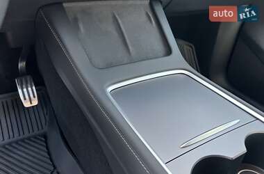 Внедорожник / Кроссовер Tesla Model Y 2023 в 