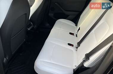 Внедорожник / Кроссовер Tesla Model Y 2023 в 
