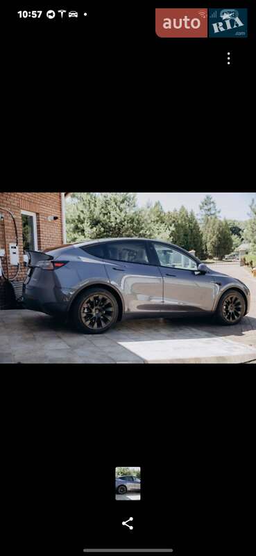 Внедорожник / Кроссовер Tesla Model Y 2023 в Калуше
