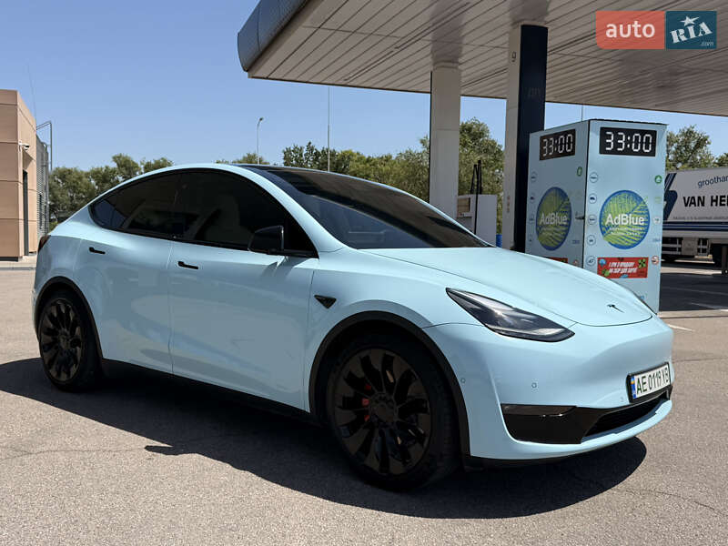 Внедорожник / Кроссовер Tesla Model Y 2022 в Днепре