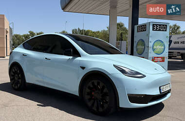 Позашляховик / Кросовер Tesla Model Y 2022 в 