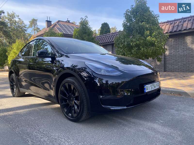 Внедорожник / Кроссовер Tesla Model Y 2023 в Киеве