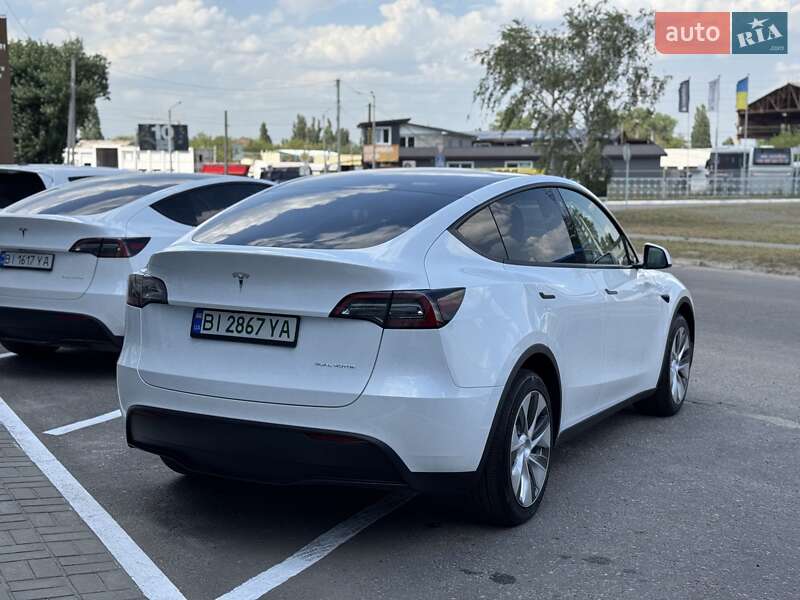 Внедорожник / Кроссовер Tesla Model Y 2023 в Кременчуге