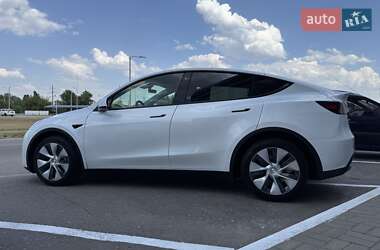 Внедорожник / Кроссовер Tesla Model Y 2023 в 