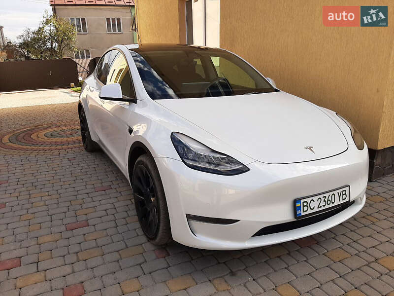 Позашляховик / Кросовер Tesla Model Y 2022 в Львові