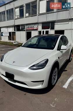 Внедорожник / Кроссовер Tesla Model Y 2021 в 