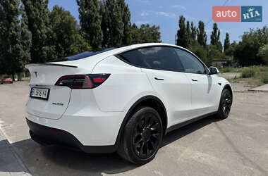 Внедорожник / Кроссовер Tesla Model Y 2022 в 