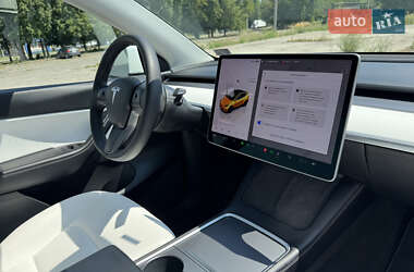 Внедорожник / Кроссовер Tesla Model Y 2022 в 