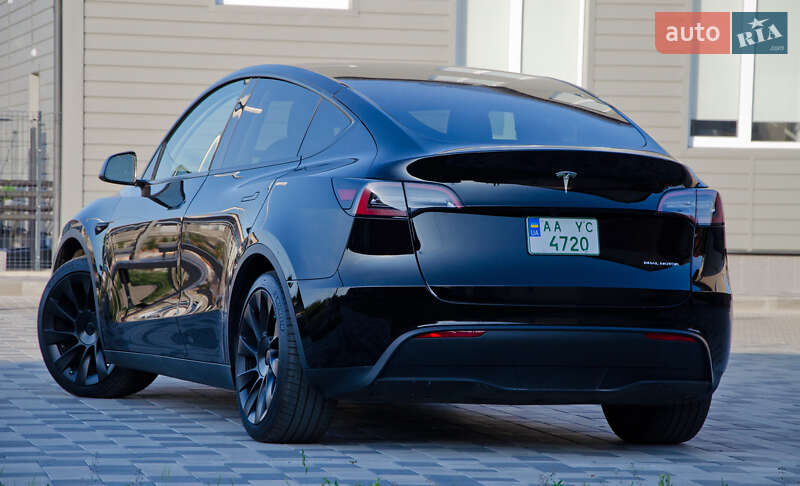Позашляховик / Кросовер Tesla Model Y 2022 в Києві