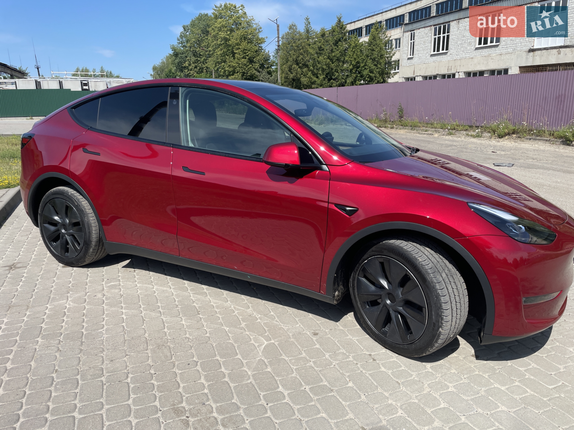 2024 Tesla Model Y - мініатюра 8