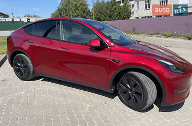 Внедорожник / Кроссовер Tesla Model Y 2024 в 