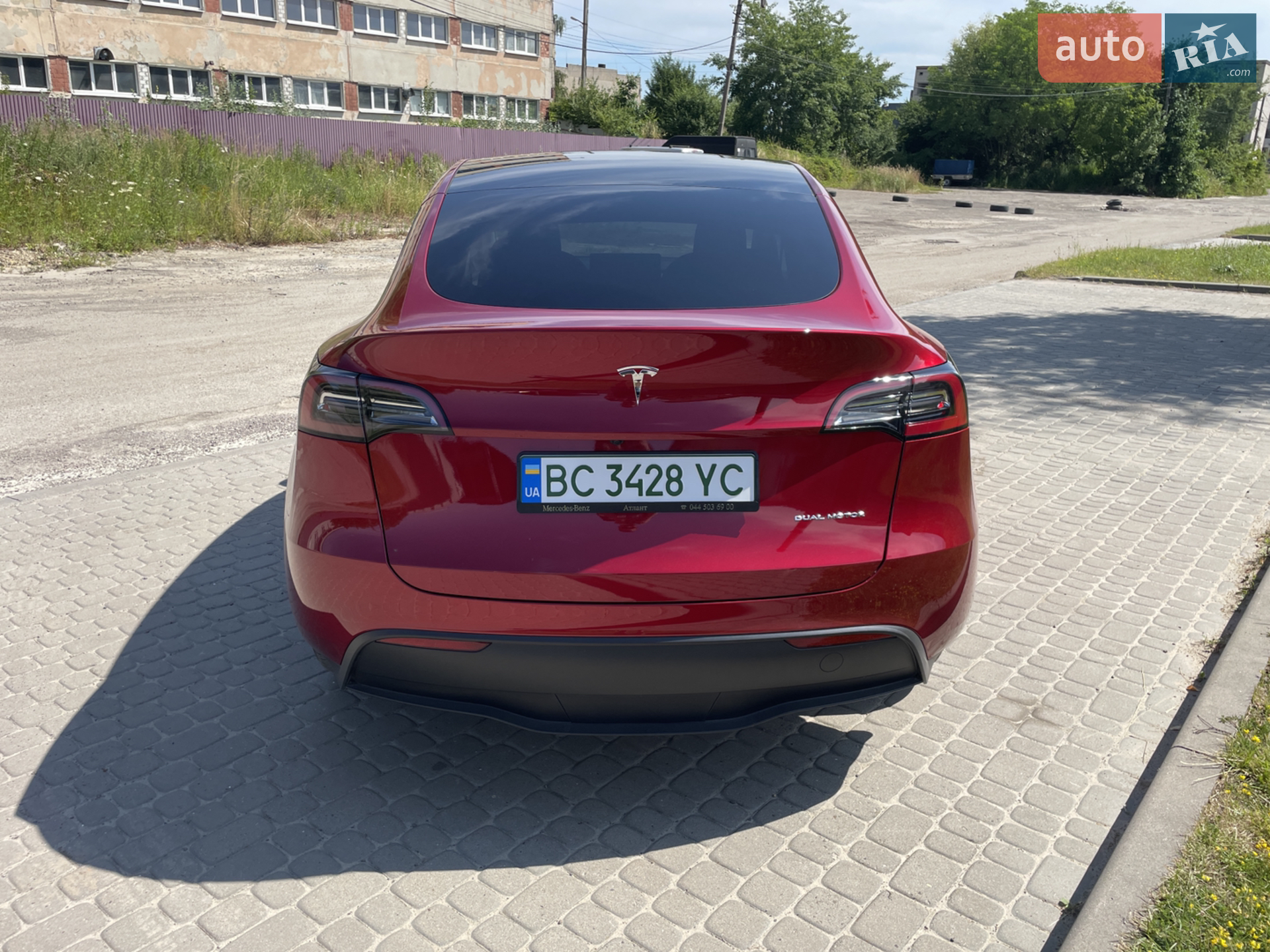 2024 Tesla Model Y - мініатюра 12