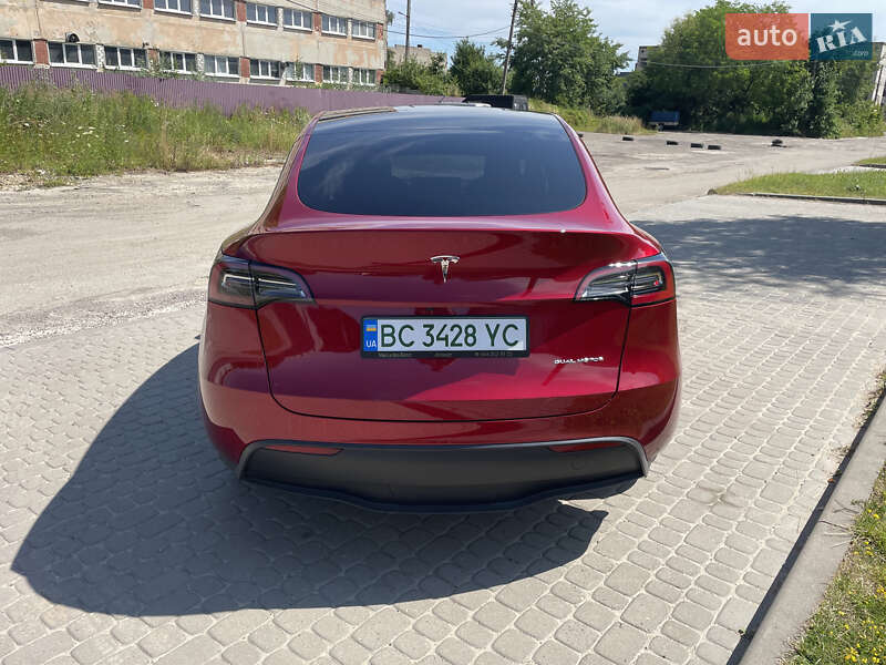 Внедорожник / Кроссовер Tesla Model Y 2024 в Львове