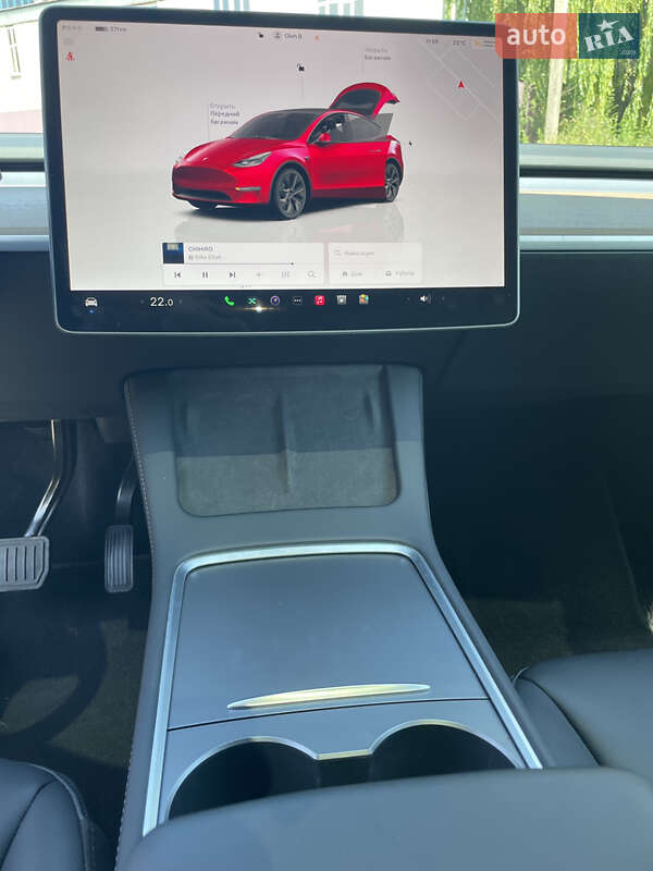 Внедорожник / Кроссовер Tesla Model Y 2024 в Львове
