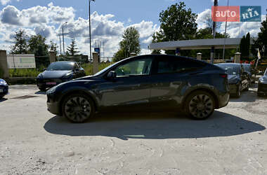 Внедорожник / Кроссовер Tesla Model Y 2024 в 