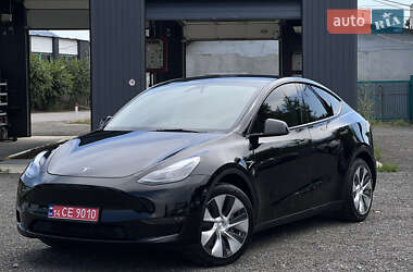 Внедорожник / Кроссовер Tesla Model Y 2024 в Ужгороде