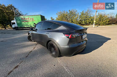 Позашляховик / Кросовер Tesla Model Y 2021 в 