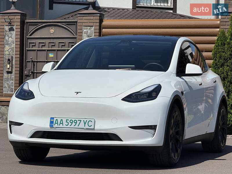 Позашляховик / Кросовер Tesla Model Y 2022 в Києві
