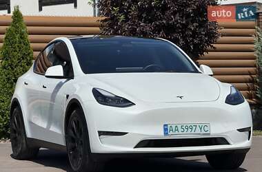 Позашляховик / Кросовер Tesla Model Y 2022 в 
