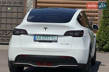 Позашляховик / Кросовер Tesla Model Y 2022 в 