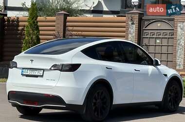 Позашляховик / Кросовер Tesla Model Y 2022 в 