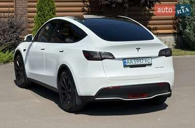Позашляховик / Кросовер Tesla Model Y 2022 в 