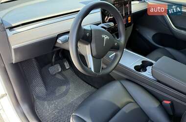Позашляховик / Кросовер Tesla Model Y 2022 в 