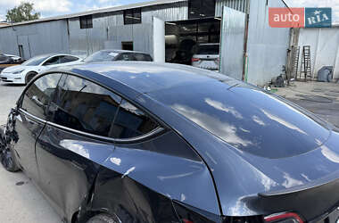 Внедорожник / Кроссовер Tesla Model Y 2024 в 