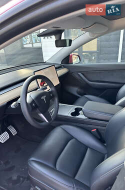 Позашляховик / Кросовер Tesla Model Y 2021 в 