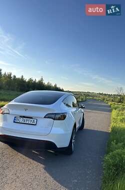 Внедорожник / Кроссовер Tesla Model Y 2023 в 