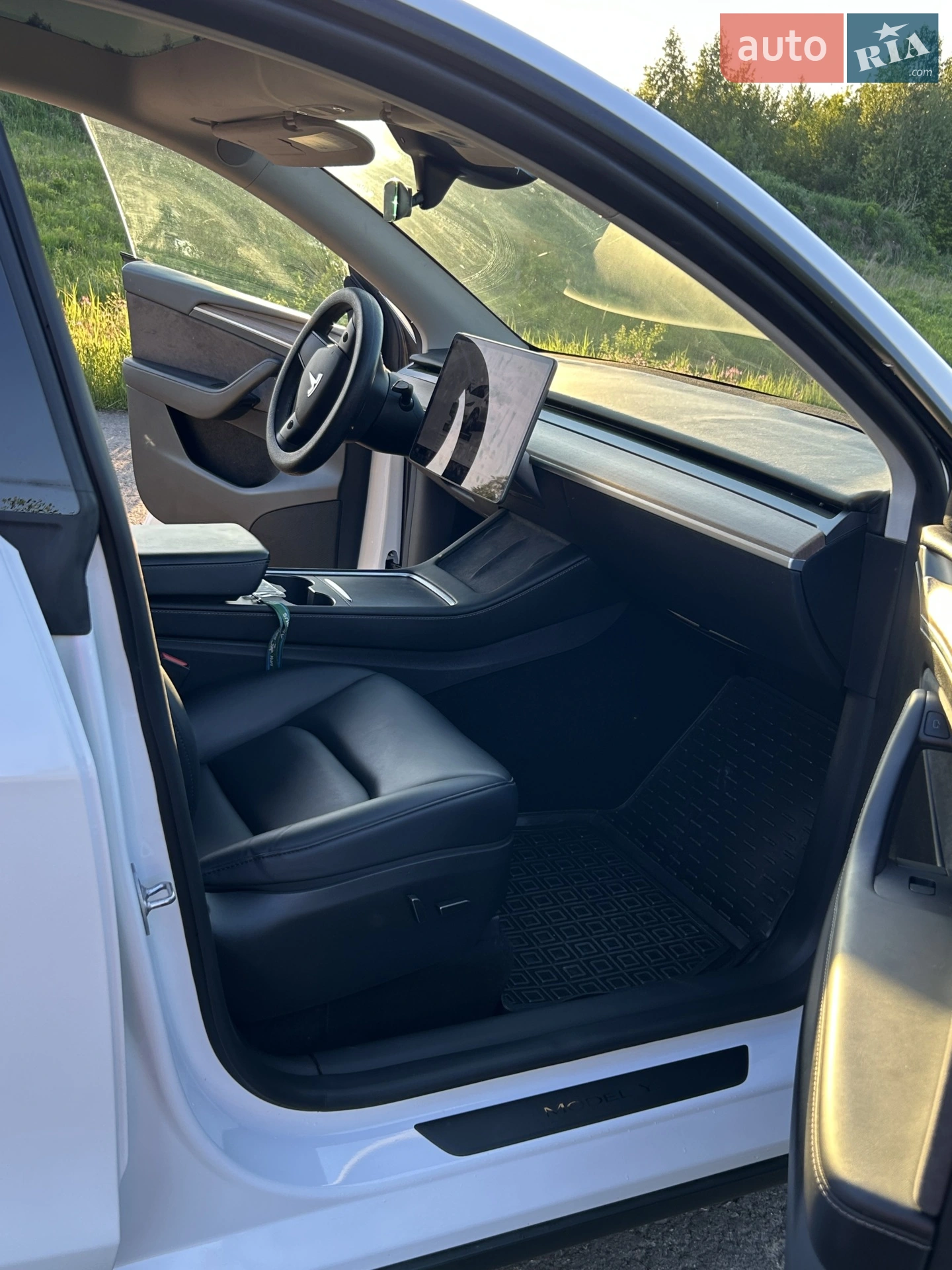 2023 Tesla Model Y - мініатюра 11