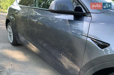 Внедорожник / Кроссовер Tesla Model Y 2023 в 