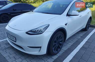 Внедорожник / Кроссовер Tesla Model Y 2021 в 